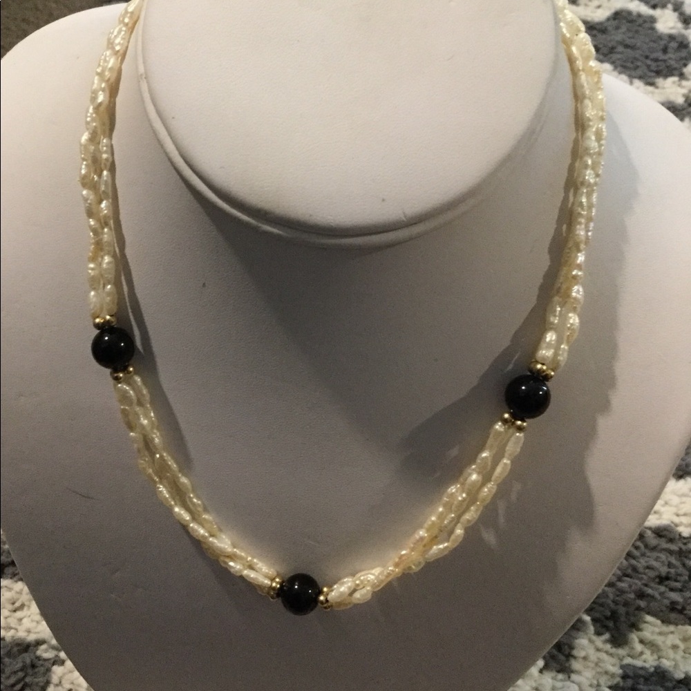 Fresh water pearl and Black Onyx Necklace
